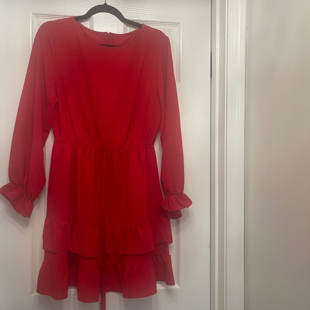 Red dress with faux tie at the waist